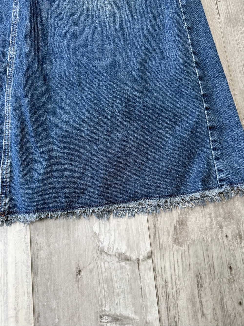 Free People We The Free Come As You Are Denim Maxi Skirt Size 8 Dark Indigo - Picture 7 of 9